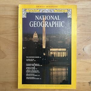 Vintage National Geographic October 1976 Potomac Edmonton Sailing Canoe Florida